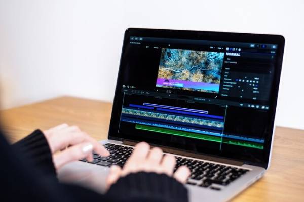 High-Performance/Creative<br />